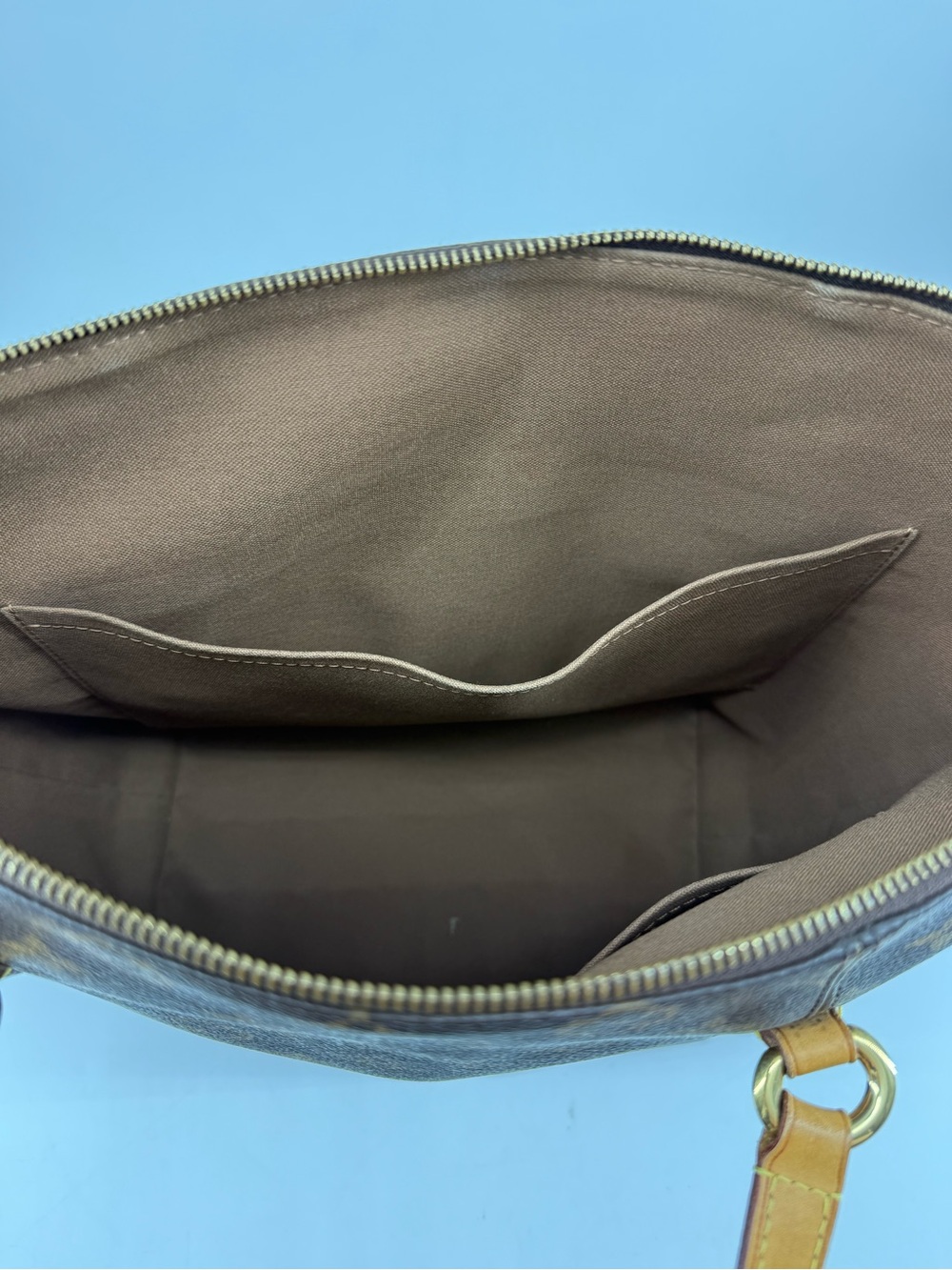 Louis Vuitton Totally Monogram Canvas Shoulder Tote - Picture 12 of 13
